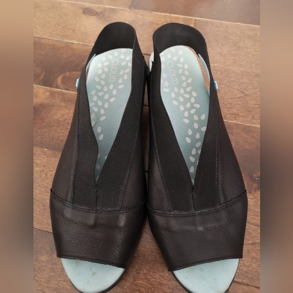 Cloud Black Leather Slingback Sandals Size EU 41